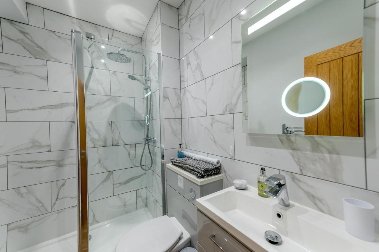 Pass The Keys 5B One Bedrom Central Modern Apartment 슈루즈버리 외부 사진